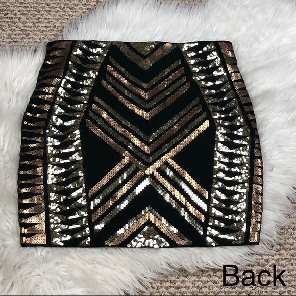 SOLD ❗️Express Sequin Aztec Print Skirt Medium - Picture 3 of 7